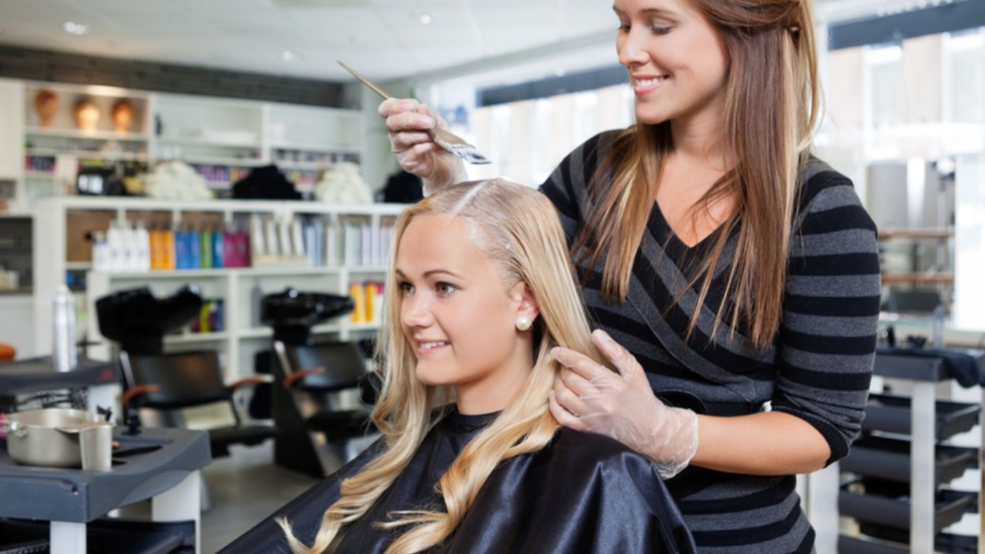 Top Benefits of Choosing the Right Hair Salon in Dubai