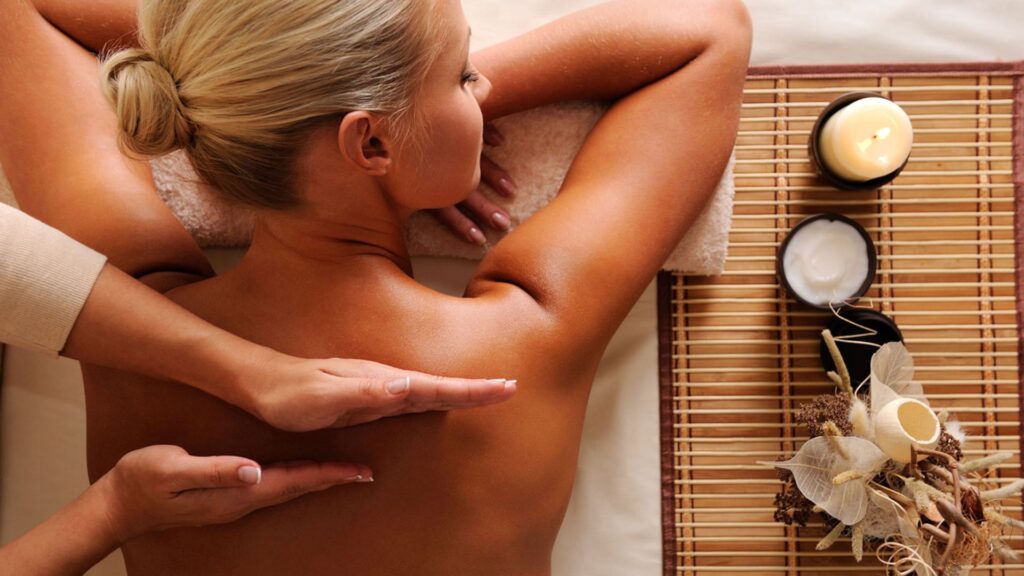 What Are The 5 Key Benefits of Regular Deep Tissue Massage Therapy